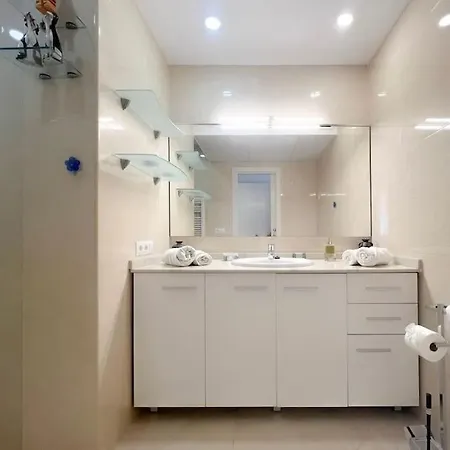 Beachfront Luxury Albir