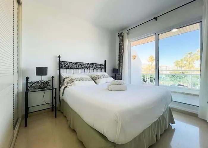 Beachfront Luxury Albir