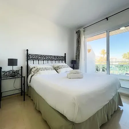 Beachfront Luxury Albir