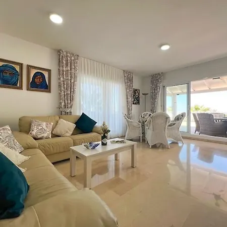 Beachfront Luxury Albir